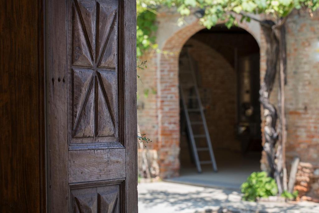 Marchesi Alfieri - Cantine E Ospitalita San Martino Alfieri Zewnętrze zdjęcie